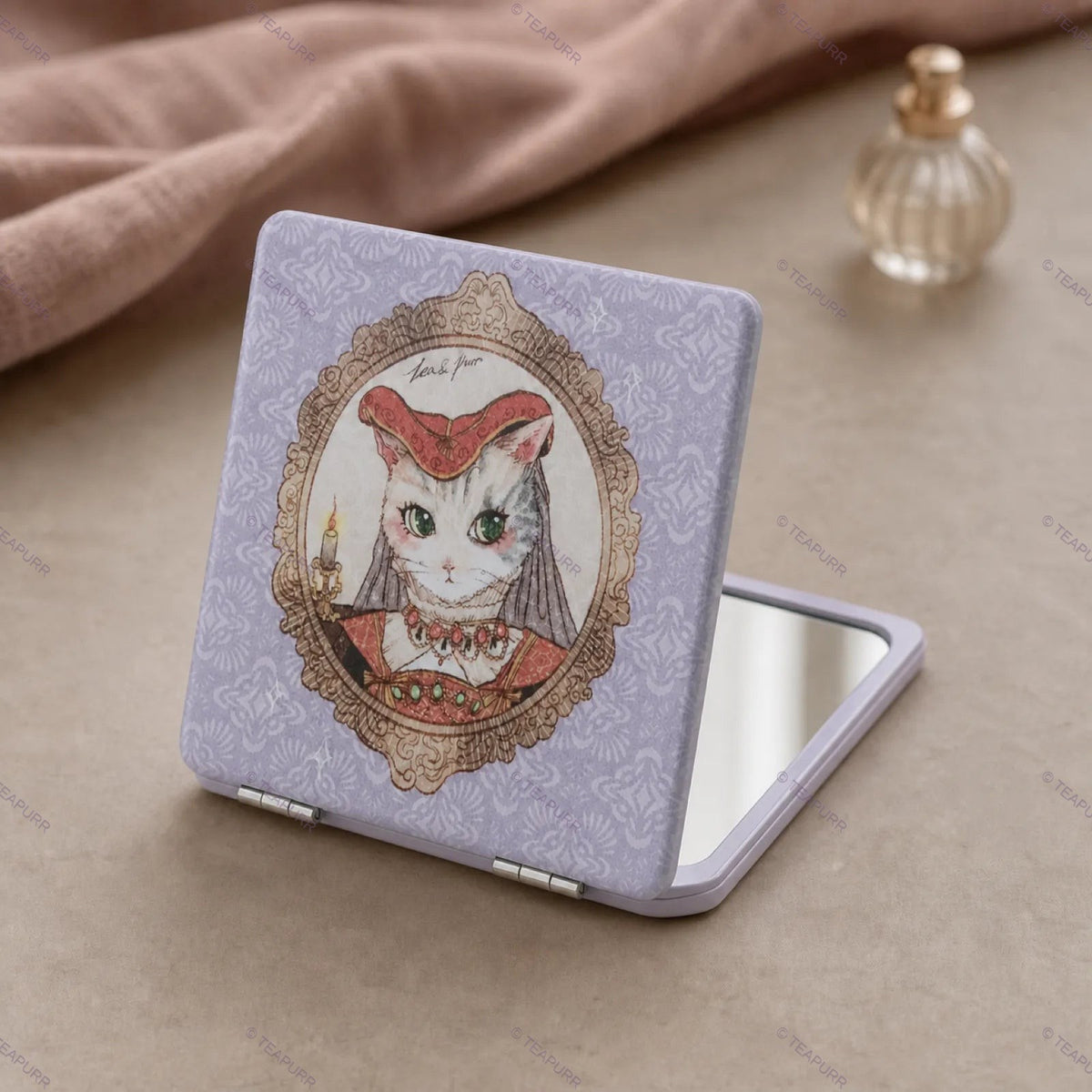 Renaissance Cat · Compact Mirror